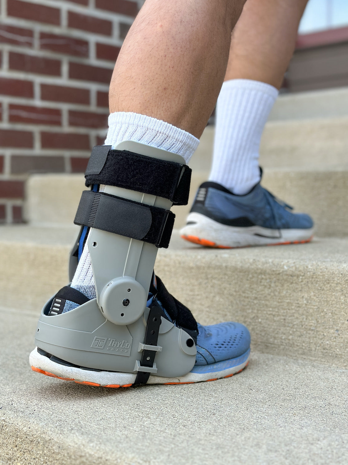 Walking Boot and AFO Alternative RecoverX Brace – TayCo Brace