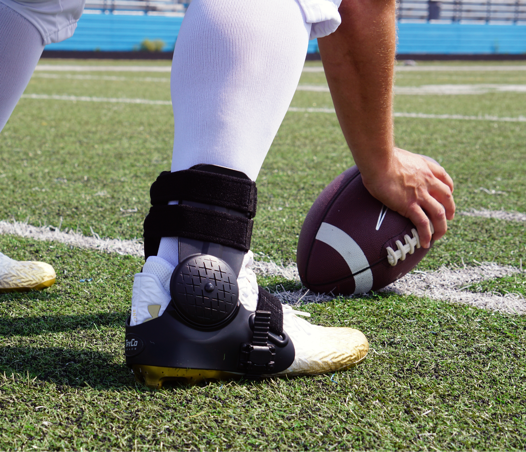 Best Ankle Brace for Football: Why Athletes Trust the AthleticX Brace ...